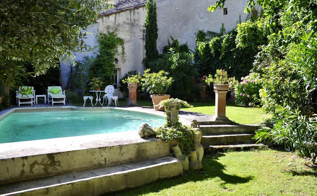 Les Saisons Bed and Breakfast Villeneuve-lès-Avignon Εξωτερικό φωτογραφία