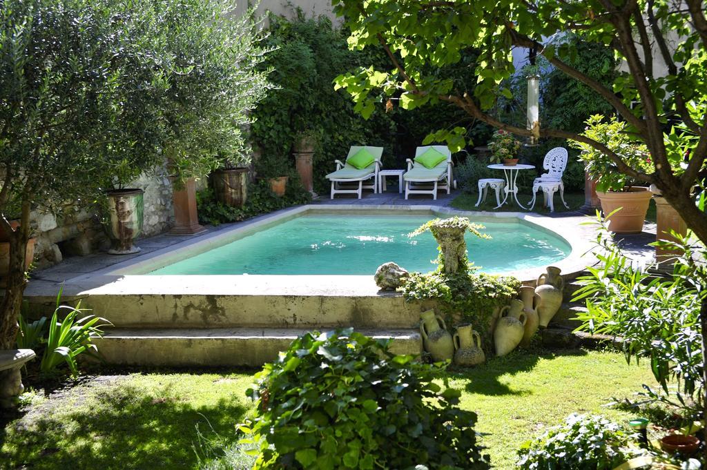 Les Saisons Bed and Breakfast Villeneuve-lès-Avignon Εξωτερικό φωτογραφία